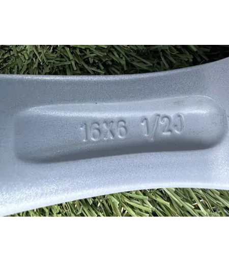 5x114.3 16" Honda gyári alufelni 6,5Jx16h2 ET45 - Mobil Gumis 7