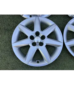 Toyota gyári 16" dísztárcsa - Mobil Gumis 2