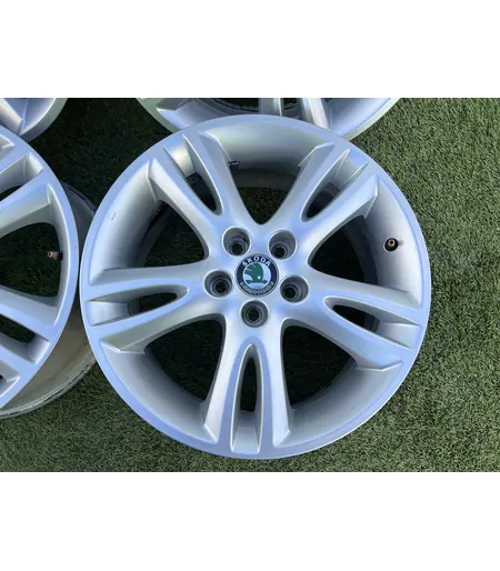 5x100 16" Skoda gyári alufelni 6,5Jx16h2 ET43 - Mobil Gumis 4