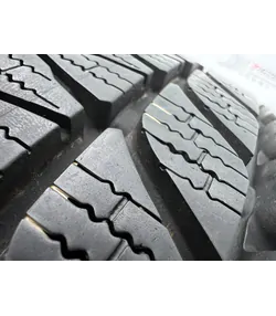 205/55 R17 Bridgestone Blizzak LM-25 téli gumi 5,5-7mm - Mobil Gumis 4