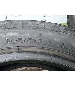 205/55 R17 Bridgestone Blizzak LM-25 téli gumi 5,5-7mm - Mobil Gumis 5