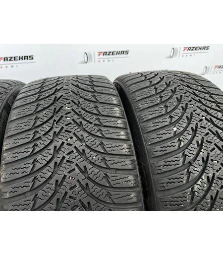 215/45 R16 Kumho WinterCraft WP51 téli gumi 5-5,5mm - Mobil Gumis 3