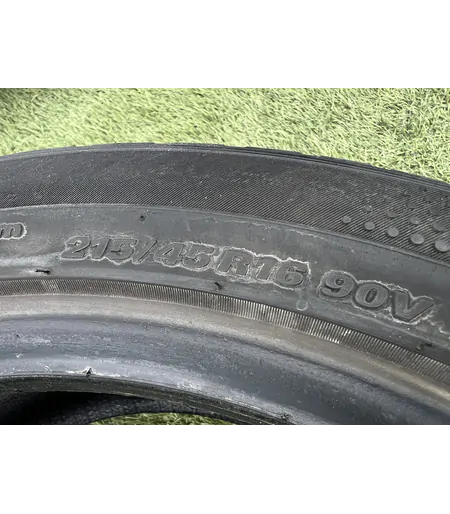 215/45 R16 Kumho WinterCraft WP51 téli gumi 5-5,5mm - Mobil Gumis 5