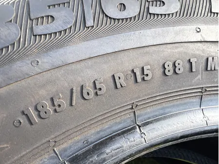 185/65 R15 Semperit Master Grip 2 téli gumi 6,5-7mm 6