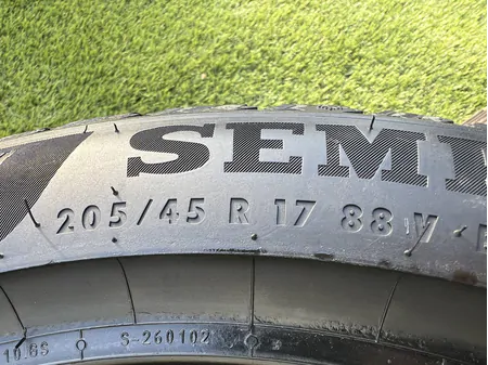 205/45 R17 Semperit Speed-Grip 5 téli gumi 7mm 5