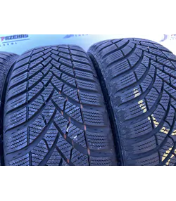 185/60 R15 Semperit Speed Grip 5 téli gumi 7-7,5mm - Mobil Gumis 3