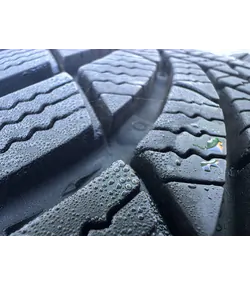 185/60 R15 Semperit Speed Grip 5 téli gumi 7-7,5mm - Mobil Gumis 4