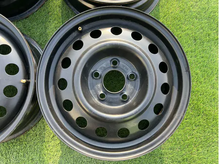 5x114.3 16" Hyundai,Kia gyári lemezfelni 6Jx16h2 ET51 3