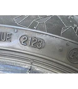 185/60 R15 Semperit Speed Grip 5 téli gumi 6-7,5mm - Mobil Gumis 5