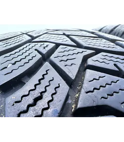 215/65 R16 Dunlop Winter Sport 5 téli gumi 5,5mm - Mobil Gumis 4