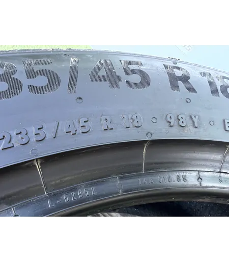 235/45 R18 Continental Premium Contact 6 nyári gumi 6,5mm - Mobil Gumis 6