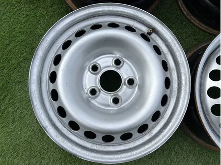 5x120 16" Volkswagen gyári lemezfelni 6,5Jx16h2 ET51 2