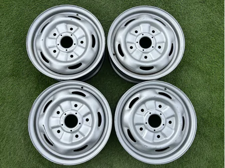 5x160 15" Ford gyári lemezfelni 5,5Jx15h2 ET60 1