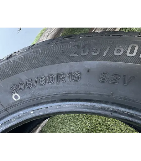 205/60 R16 Lassa Driveways nyári gumi 5,5mm - Mobil Gumis 6