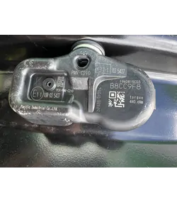 4x100 15" Toyota gyári lemezfelni + TPMS szenzor 5Jx15h2 ET39 - Mobil Gumis 7