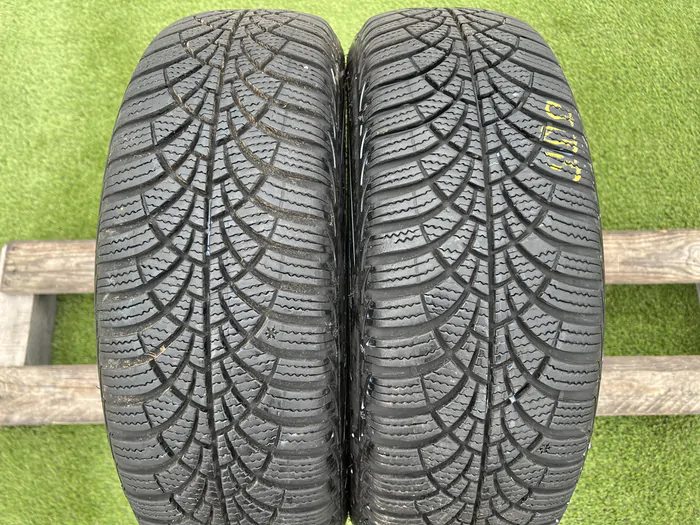 185/60 R15 Goodyear UltraGrip 9 téli gumi 6mm alapértelmezett kép