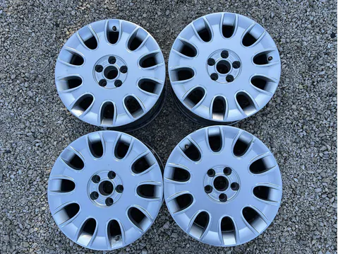 5x112 17" Audi gyári alufelni 8Jx17h2 ET43