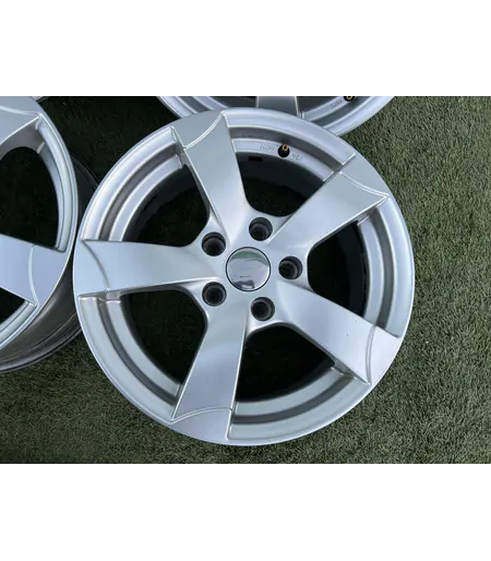 5x114.3 16" DBV (Hyundai) alufelni 7Jx16h2 ET40 - Mobil Gumis 4