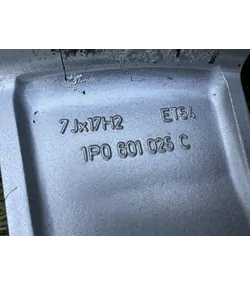 5x112 17" Seat gyári alufelni 7Jx17h2 ET54 - Mobil Gumis 8