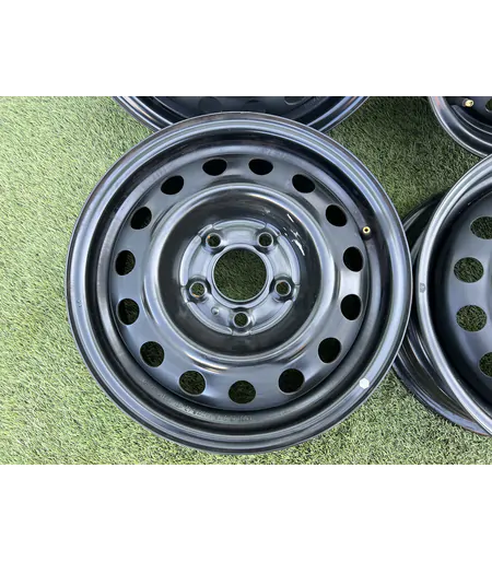 5x114.3 15" Hyundai,Kia gyári lemezfelni 5,5Jx15h2 ET47 - Mobil Gumis 2