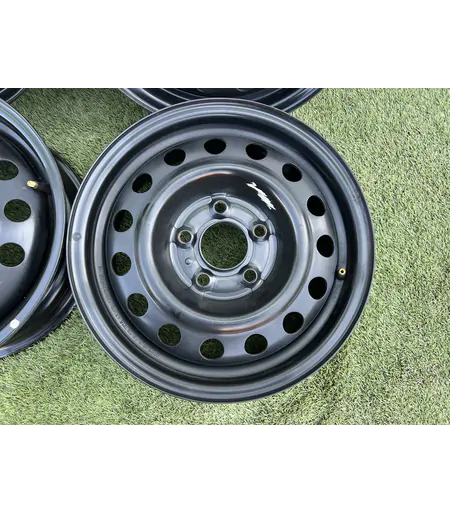 5x114.3 15" Hyundai,Kia gyári lemezfelni 5,5Jx15h2 ET47 - Mobil Gumis 3