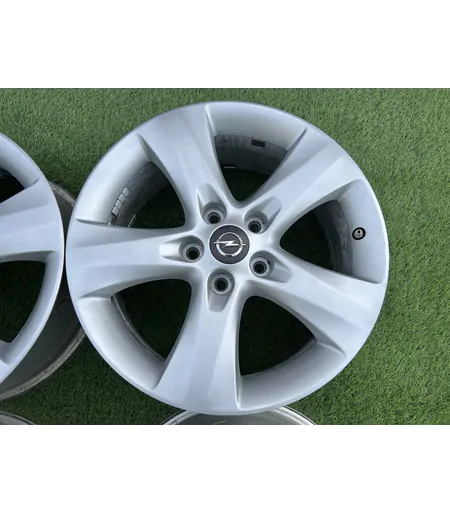 5x115 17" Opel gyári alufelni 7Jx17h2 ET44 4