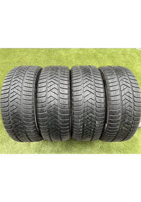 235/45 R19 Pirelli Sottozero 3 téli gumi 5,5-6mm