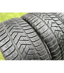 235/45 R19 Pirelli Sottozero 3 téli gumi 5,5-6mm 2