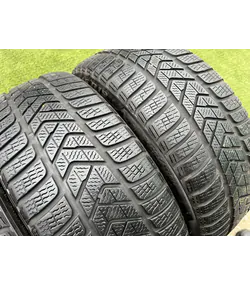 235/45 R19 Pirelli Sottozero 3 téli gumi 5,5-6mm 3