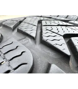235/45 R19 Pirelli Sottozero 3 téli gumi 5,5-6mm 4