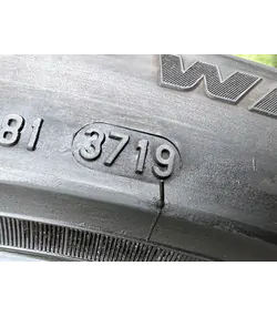 235/45 R19 Pirelli Sottozero 3 téli gumi 5,5-6mm 6