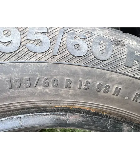 195/60 R15 Barum Bravuris 2 nyári gumi 4,5-5mm 5
