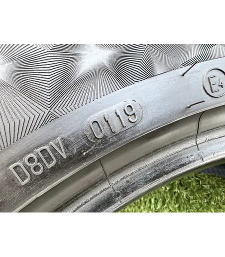 215/55 R18 Continental Premium Contact 6 nyári gumi 6,5-7mm 6