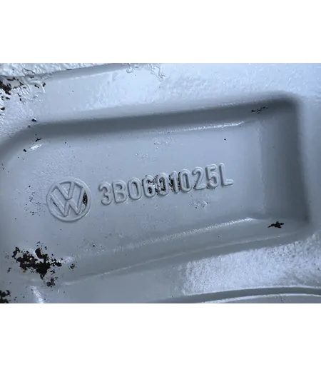 5x112 16" Volkswagen gyári alufelni 7Jx16h2 ET37 - Mobil Gumis 7