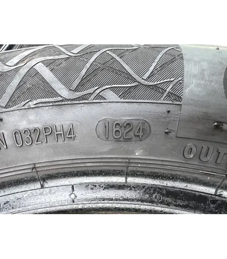 205/55 R16 Continental Premium Contact 7 nyári gumi 6mm 6