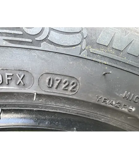 215/60 R16 Michelin Primacy 4 nyári gumi 5mm 5