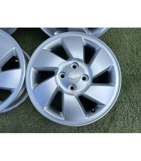 4x100 15" Kia Picanto gyári alufelni 5,5Jx15h2 ET46 - Mobil Gumis 4