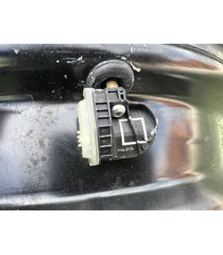 4x108 15" Ford gyári lemezfelni  + TPMS szenzor 6Jx15h2 ET47,5 - Mobil Gumis 7