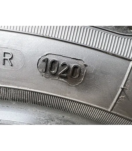195/60 R16 Goodyear Efficient Gr/p nyári gumi 6-7mm 6