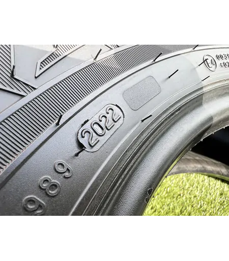 205/75 R16C Nokian SnowProof C téli gumi 5-6mm 6