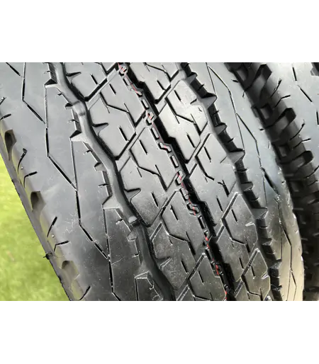215/70 R15C Bridgestone Duravis nyári gumi 7mm 2