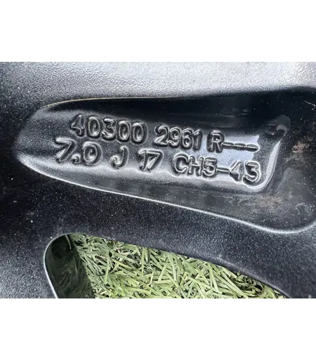 5x114.3 17" Renault gyári alufelni 7Jx17h2 ET43 - Mobil Gumis 7