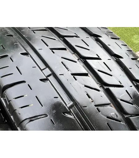 215/70 R15C Lassa Transway 2 nyári gumi 7mm 3