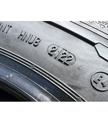 215/70 R15C Continental ContiVanContact 100 nyári gumi 6,5mm 6
