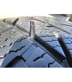 215/70 R15C Fulda Conveo Trac 3 téli gumi 5mm 4