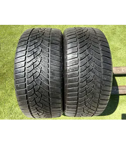235/40 R19 Goodyear UltraGrip Performance téli gumi 5,5-6mm 1