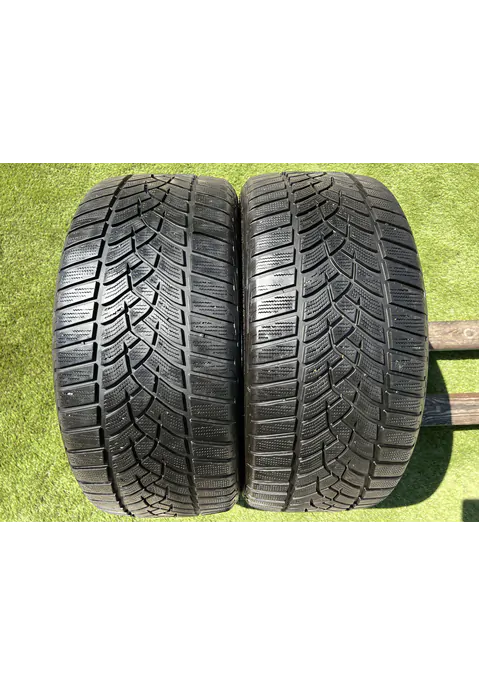 235/40 R19 Goodyear UltraGrip Performance téli gumi 5,5-6mm