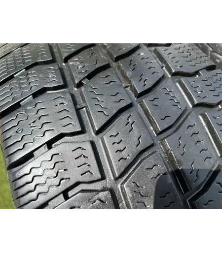 235/65 R16C Vredestein Comtrac 2 téli gumi 7mm 2