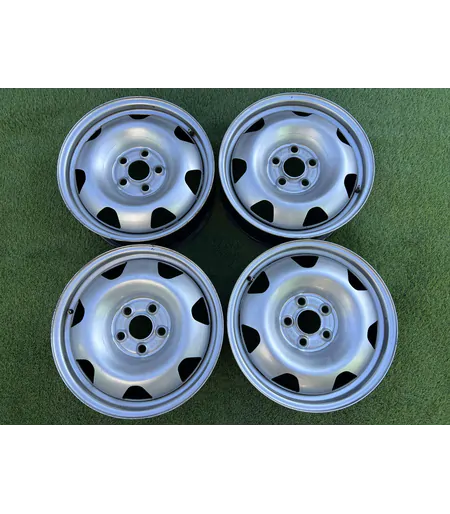 5x120 17" Volkswagen Caravelle gyári lemezfelni 7Jx17h2 ET55