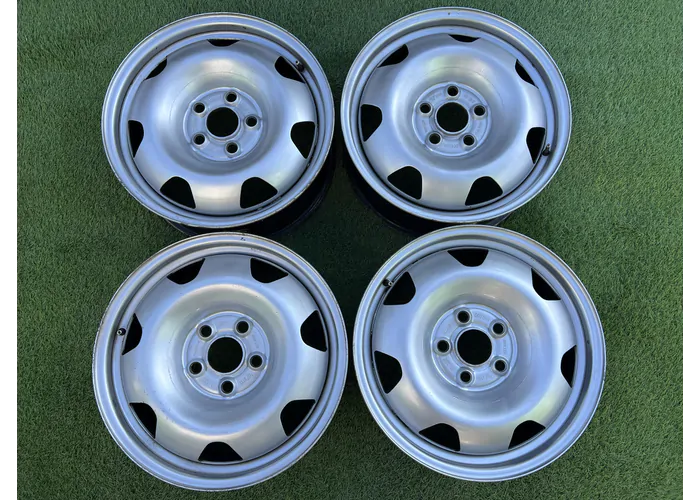 5x120 17" Volkswagen Caravelle gyári lemezfelni 7Jx17h2 ET55 alapértelmezett kép